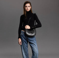 Carey Crescent Hobo Bag - Noir -By Air Courier Method🛫