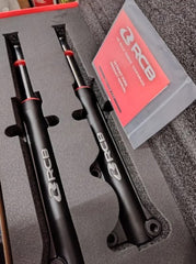 100% ORIGINAL RCB FE SERIES HEAVY DUTY FRONT FORK YAMAHA Y15 Y16 RS150 RSX LC135 4S LC 135 FOK DEPAN SHOCK SUSPENSION -By Sea Courier Method 🚢📦