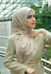 Singapore Satin Square - Skyscraper