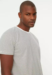 White Men's Regular/Regular Cut Striped T-Shirt