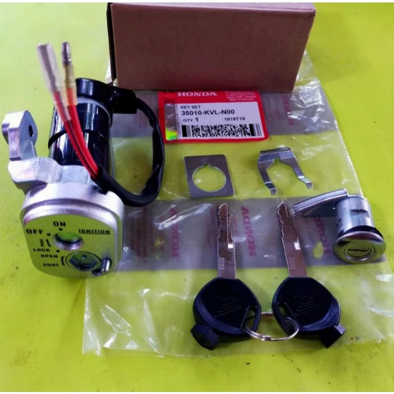 DHC- Supra x 125 ignition key complete plus seat lock -By Sea Courier Method🚢📦