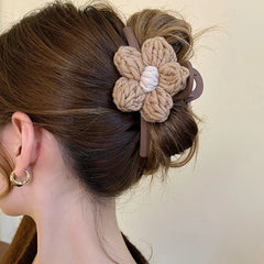 Elegant Woolen Flower Hair Claw