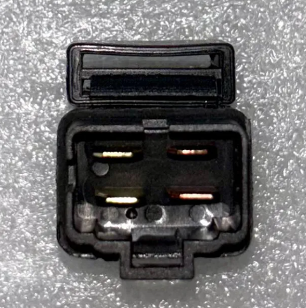 DHC- ( VTC Japan Technology ) Yamaha LC135 135LC LC 135 V1 V2 V3 V4 V5 V6 V7 / Ysuku Y15 ZR Y15ZR Y15Z / FZ150 FZ150i FZ 150 FZ 150i V1 V2 V3 Blower Radiator Fan Relay Switch Kipas Suis -By Sea Courier Method 🚢📦