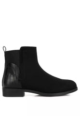 Back Panel Chelsea Boots in Black