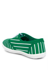 Breathable Lightweight Canvas Sneakers in Green