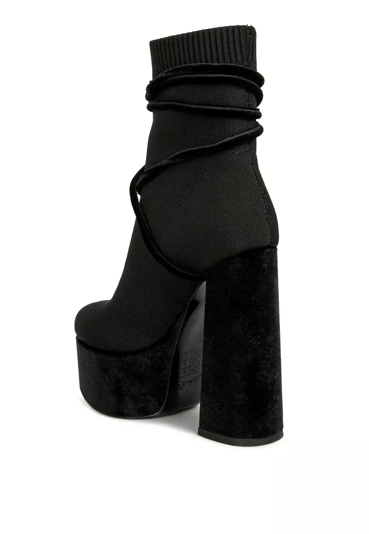 Black High Heeled Velvet Knitted Boot