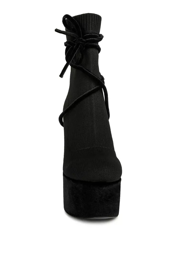 Black High Heeled Velvet Knitted Boot