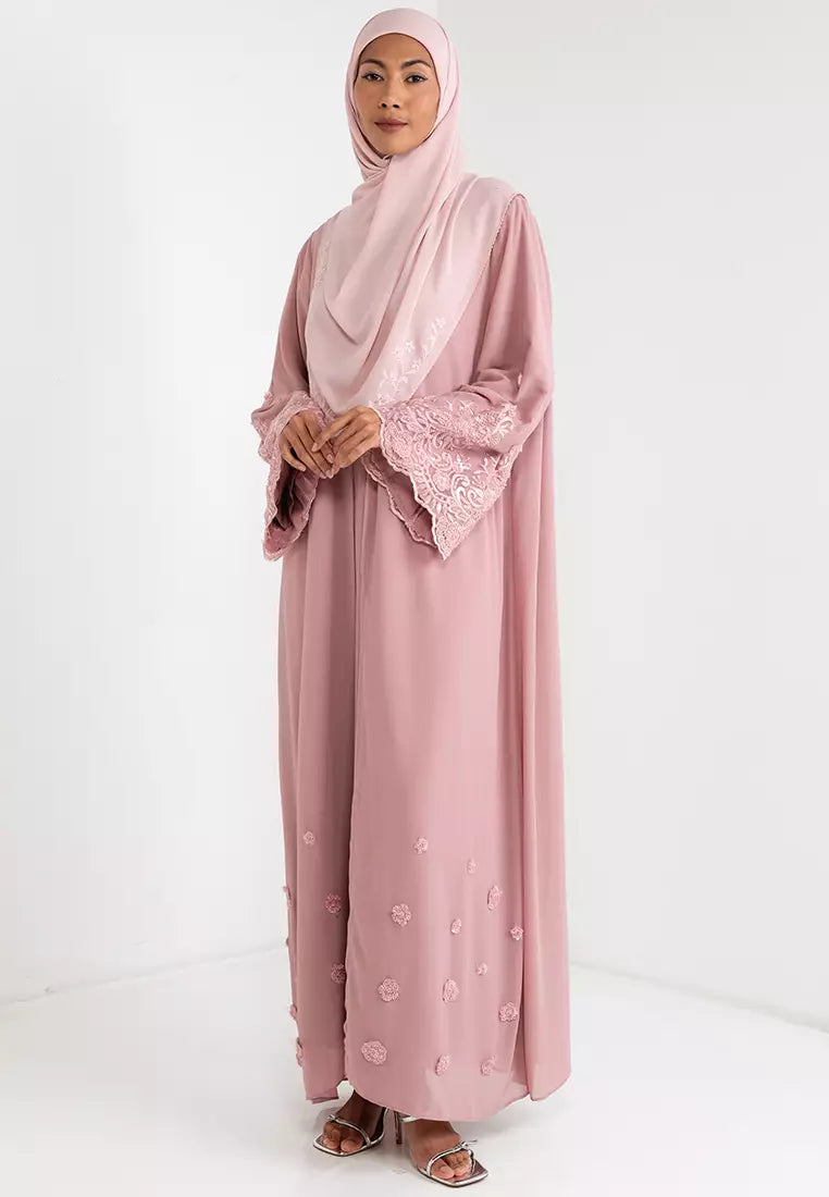 Safiya Abaya