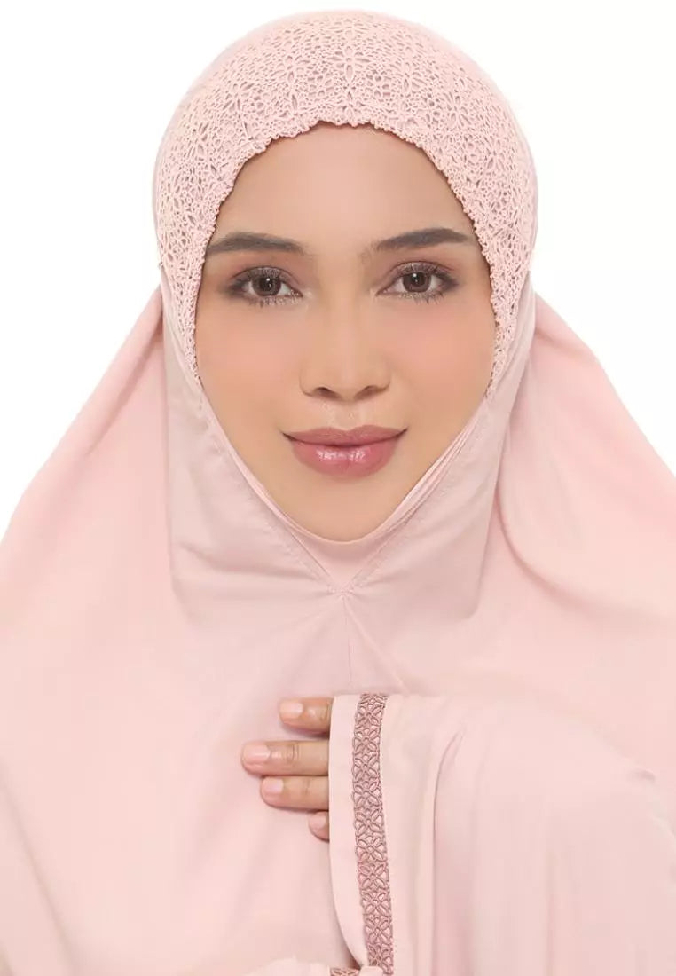 Siti Khadijah Modish Cendana in Rose Smoke