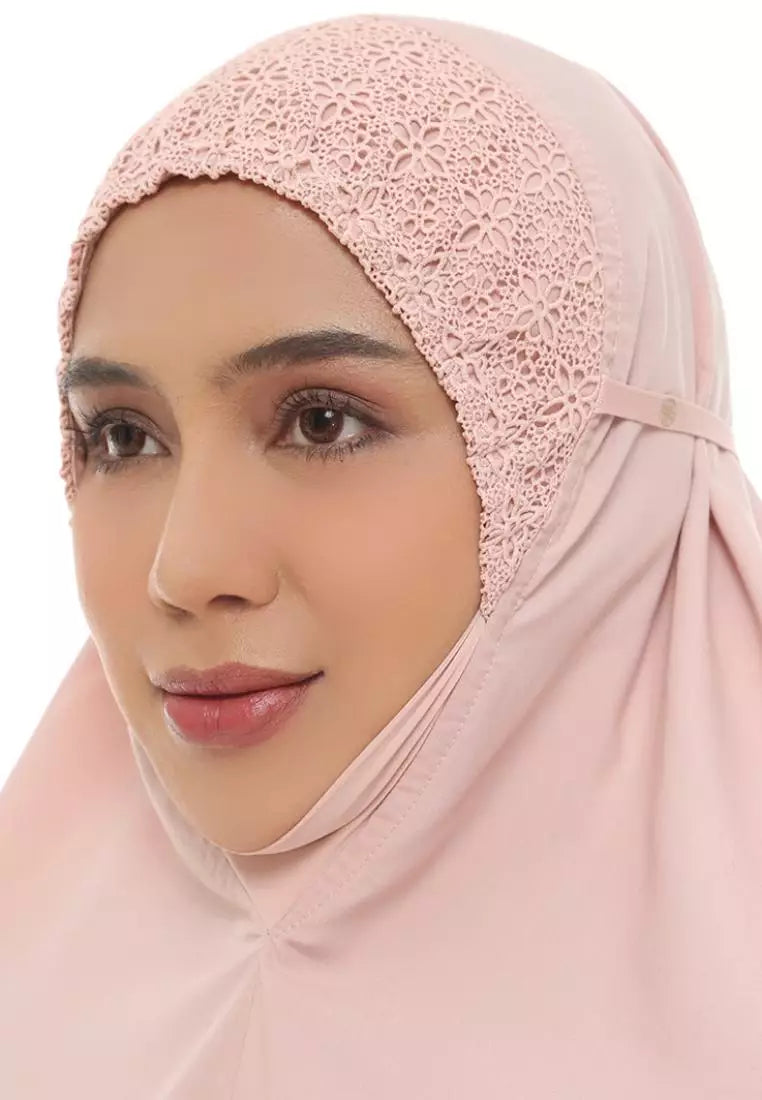 Siti Khadijah Modish Cendana in Rose Smoke