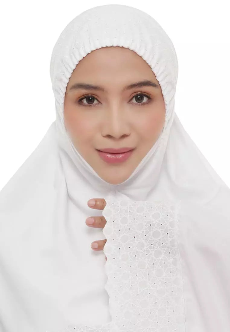 Siti Khadijah Signature Defne in White