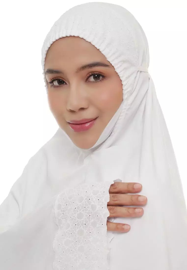 Siti Khadijah Signature Defne in White