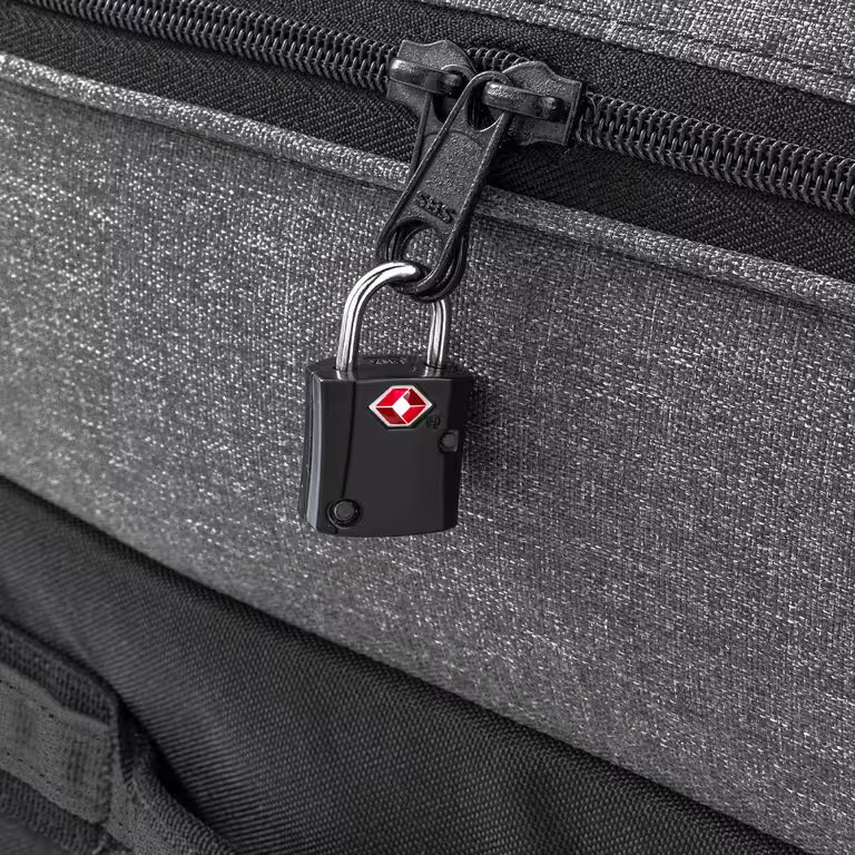 Travel bag with wheels 70L