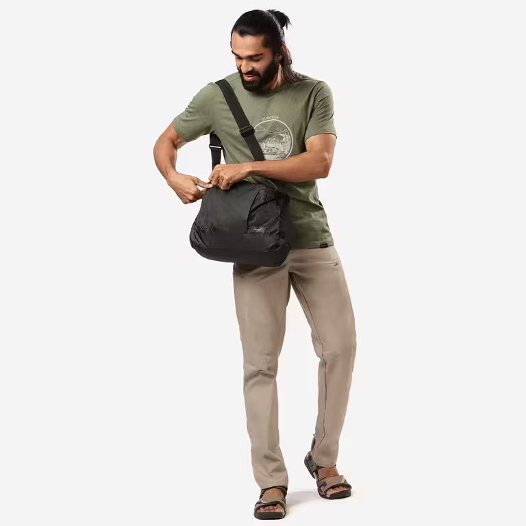 Travel Trek compact knapsack 15l black