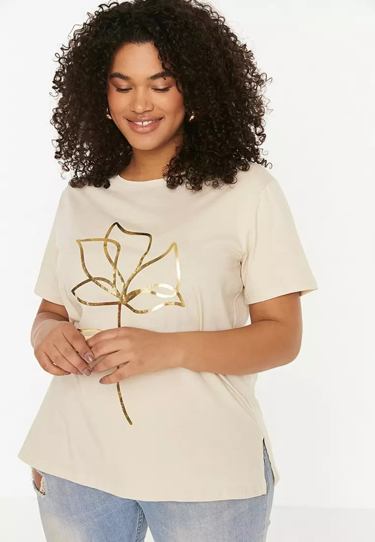 Plus Size Beige Knitted Printed T-Shirt