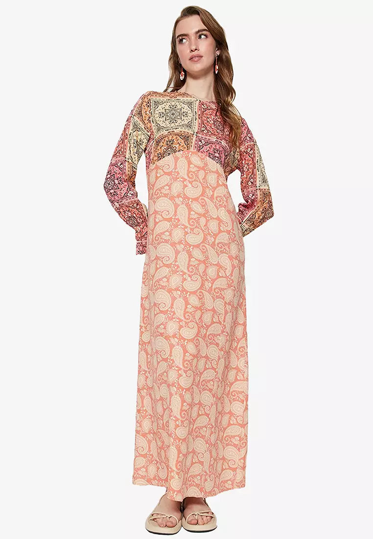 Modest Tile Ethnic Patterned Woven Dress