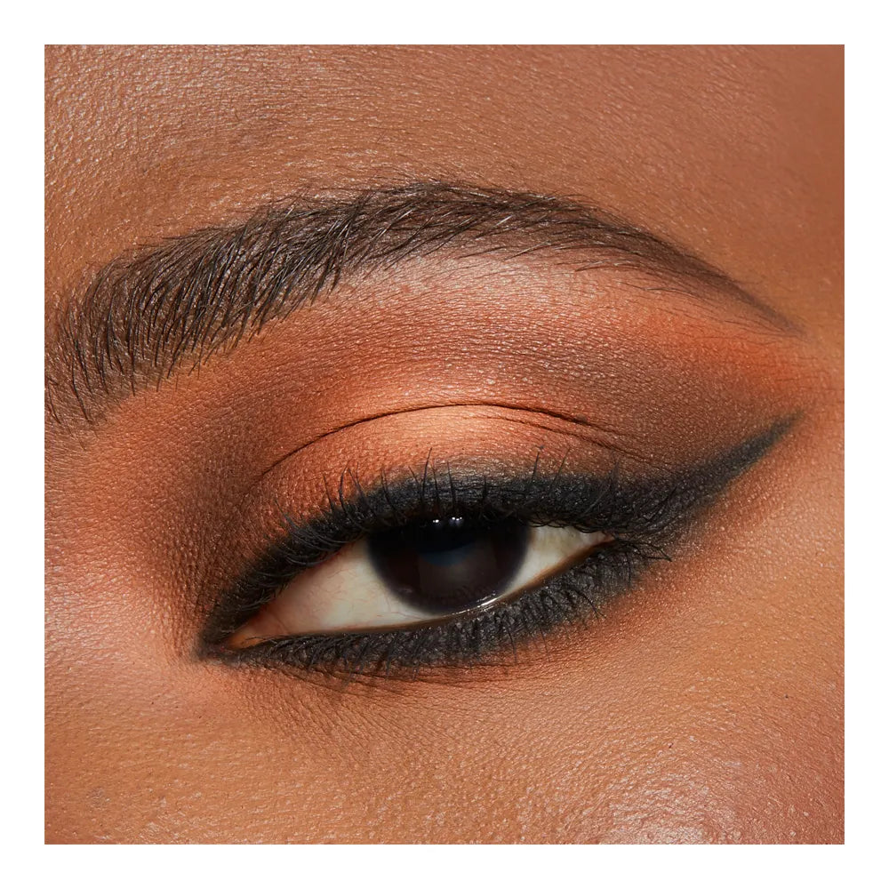 Huda Beauty Matte Obsessions Eyeshadow Palette • 7.03g