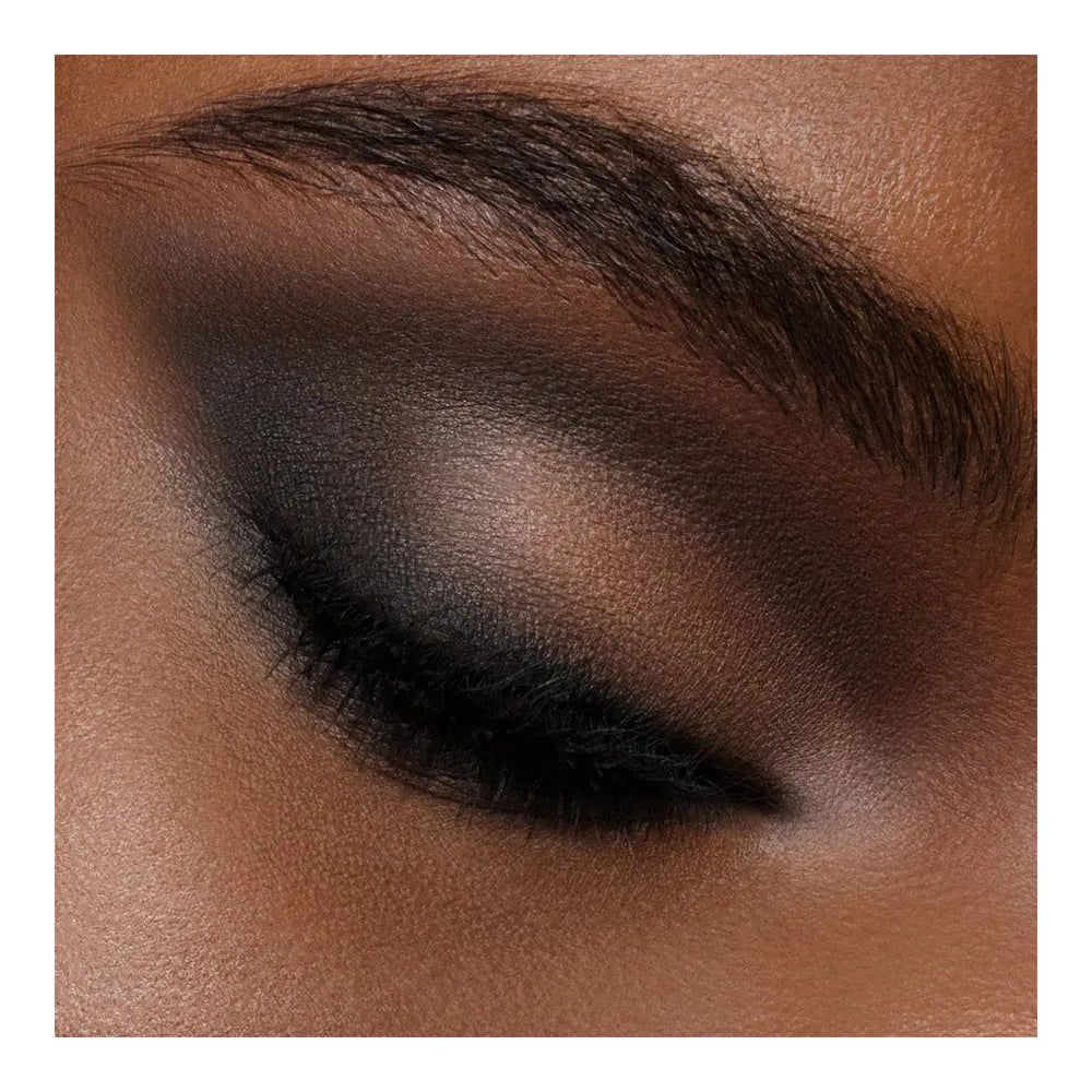 Makeup By Mario Master Mattes™ Eyeshadow Palette • 15.60g